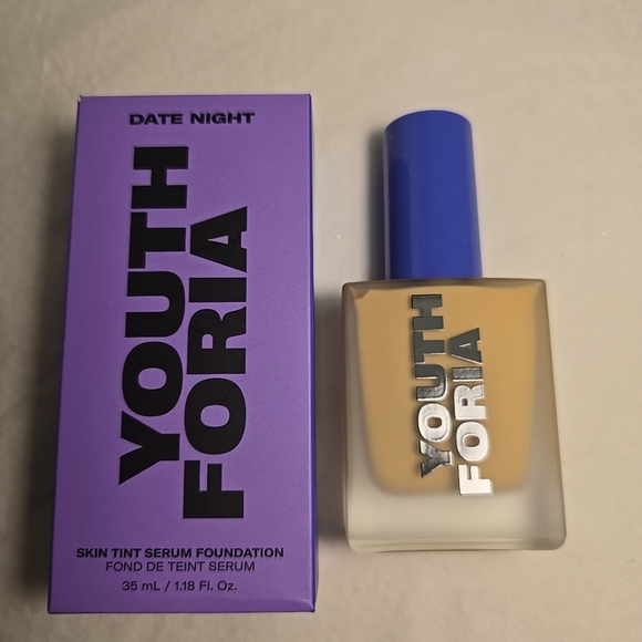 Youthforia Other - Youthforia Date Night Skin Tint Serum Foundation Light-Medium Coverage‎ 245